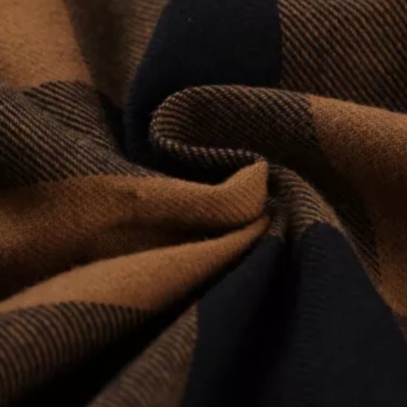 New boutique plaid shacket - Picture 4 of 16